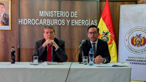 Gobierno consolida comisión para impulsar desarrollo de los salares