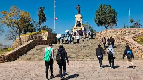 Vecinos alertan abandono de la colina San Sebastián en Cochabamba