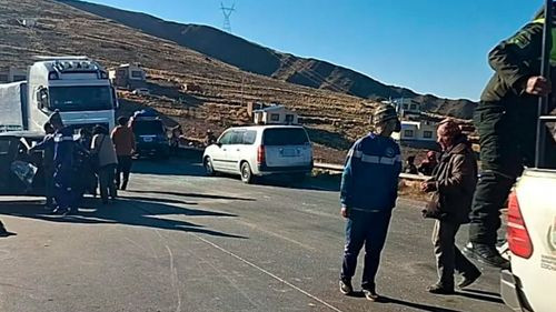 Choque en la ruta Cochabamba Oruro deja un niño fallecido y seis heridos
