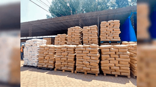 Aduana decomisa 11 millones de cigarrillos y 927 quintales de harina de contrabando en Cochabamba