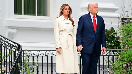 Trump anuncia que asistirá al funeral del papa Francisco junto a Melania