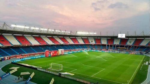 El gramado del Metropolitano luce  impecable para el duelo Colombia  Bolivia