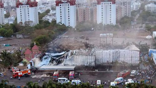 Incendio en Parque de Diversiones en la India deja al menos 20 muertos, la Mayoría Niños