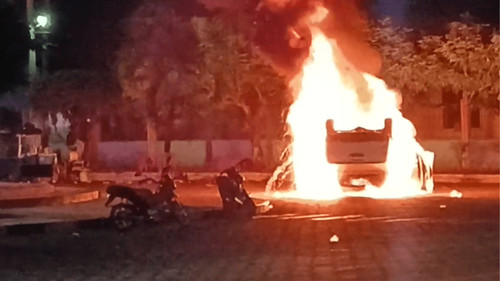 Indignación en Guayaramerín: Queman Camioneta Tras Atropello a Niño; El responsable se dio a la fuga