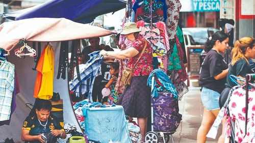 Santa Cruz: Caos vehicular y riesgo eléctrico en La Ramada