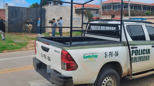 Buscan al agresor que golpeó a su esposa en plena calle