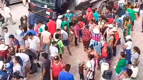 Caranavi enfrenta caos por escasez de combustible; denuncian desvíos a la minería ilegal