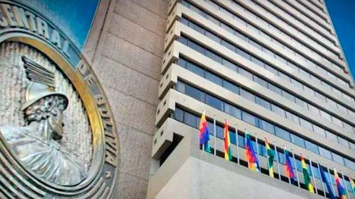 Controversia por contenedores de monedas en Bolivia tras denuncia de diputada