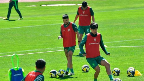 Bolivia afina técnica y táctica sin lesionados en su segundo día de entrenamiento