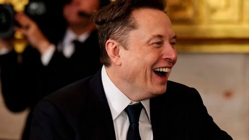 Elon Musk y Grimes explican el significado detrás del nombre de su hijo X Æ A-12