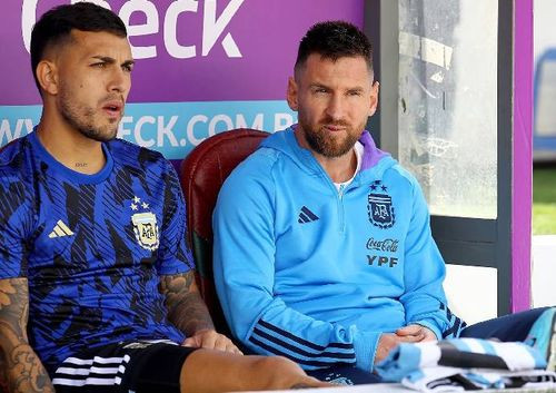 Messi a la Banca en Enfrentamiento Crucial contra Paraguay