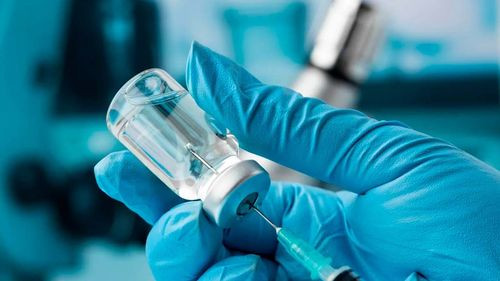 Moderna y Merck reportan avances en vacuna personalizada contra el melanoma