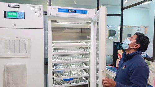El Alto entrega 43 equipos médicos al Hospital Boliviano Holandés