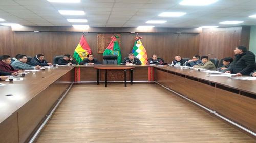 Alcaldía y transportistas de El Alto debatirán cuatro temas en mesas de trabajo