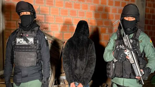 Policía halla centro de operaciones de una banda de atracadores en El Alto