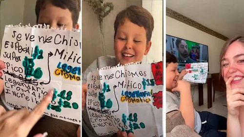 Un niño vende chismes en su escuela: “si eres bueno en algo no lo hagas gratis”