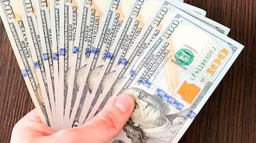 Así cotiza el dólar en el mercado paralelo este lunes 16 de febrero en Bolivia