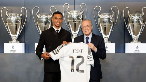 Trent debutará con el número 12 en el Real Madrid y deja atrás el &#039;Alexander-Arnold&#039;