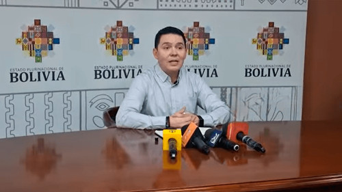 YPFB garantiza el abastecimiento de combustible durante el feriado largo