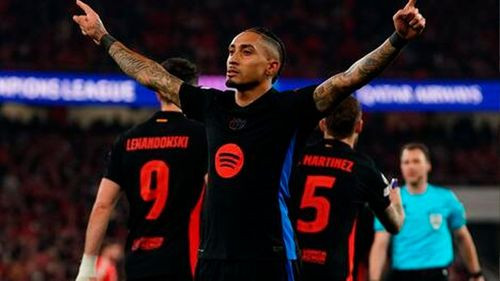 Raphinha mantiene en vilo al Barcelona de cara al Clásico