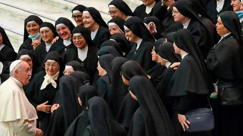 El Papa Francisco da voto a las mujeres por primera vez