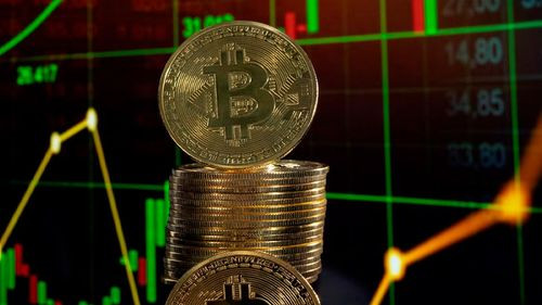 Bitcoin cae por debajo de los 70.000 dólares tras fuertes pérdidas