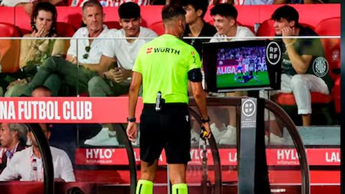 LaLiga 25-26: novedades en arbitraje con explicaciones públicas y control de protestas