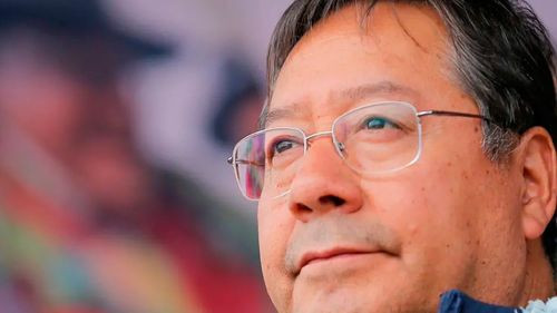 MAS expulsa a Luis Arce a horas de concluir su mandato