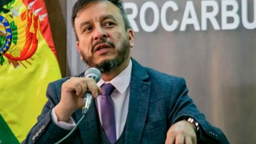 Gobierno abre diálogo con transportistas sobre precios de combustibles