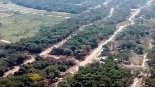 Concejales denuncian complicidad judicial en querellas de loteadores por tierras en Santa Cruz