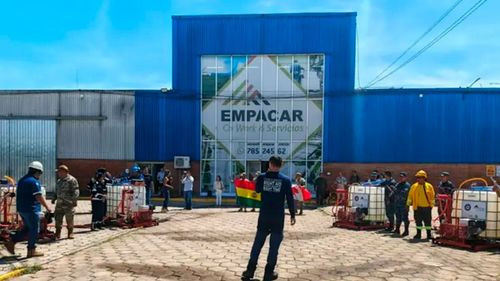 Donan equipos para fortalecer a bomberos voluntarios