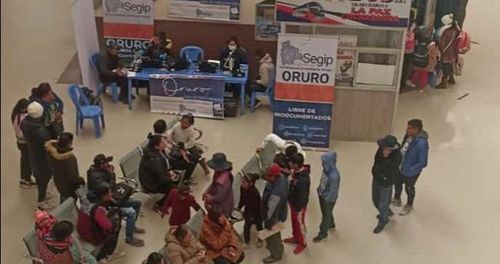  Segip facilita trámite de cédulas de identidad en terminales y aeropuertos del país