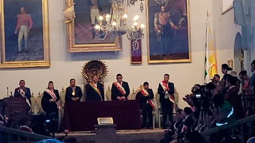 Sesión de Honor Conmemora los 215 Años del Primer Grito Libertario de América