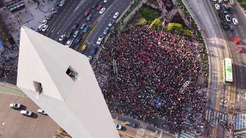 Récord Guinness en Buenos Aires: Multitudinaria Convocatoria de &quot;Spidermans&quot; en el Obelisco