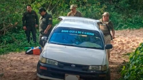 Hallan un hombre muerto en el maletero de una vagoneta