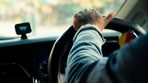 Taxista dopaba y robaba las pertenencias de sus pasajeros
