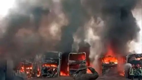 ¡Urgente! Incendio de magnitud cerca de la nueva terminal de Oruro