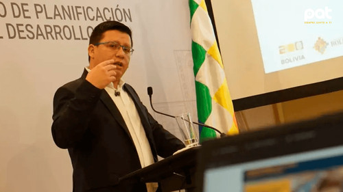 Cusicanqui culpa al bloqueo de créditos por malas proyecciones del FMI y BM