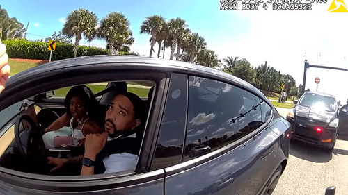 Policía detiene a novia por exceso de velocidad en camino a su boda en Florida