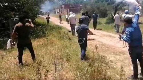 Gobierno despliega operativo en Santa Rita tras violento avasallamiento de tierras