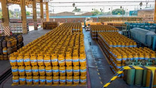 YPFB afirma abastecimiento pleno de GLP pese a filas en varias ciudades