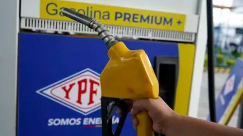 YPFB prevé normalizar combustible hasta el sábado en Santa Cruz