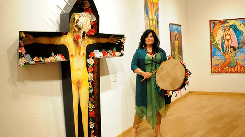 Destruyeron una muestra de  arte feminista que ofendió  a la Iglesia