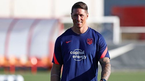 Fernando Torres impulsa al Atlético Madrileño a la cima con tres victorias seguidas