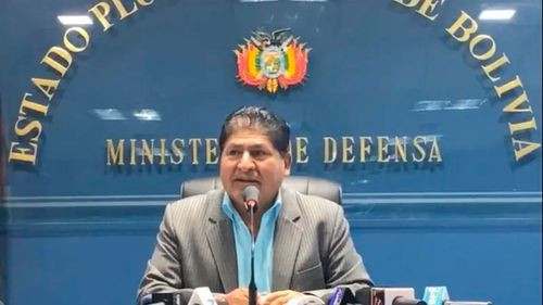 Gobierno critica falta de apoyo regional frente a incendios