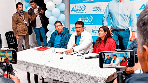Imagen de Ayllon presenta audio que busca bajar su candidatura a la gobernación