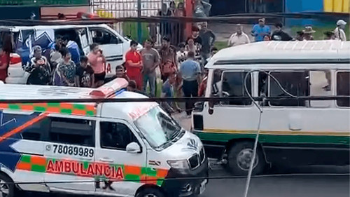 Santa Cruz: dos micros protagonizan accidente en la avenida Moscú y dejan varios heridos