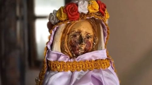 Virgen Rosa Mística vuelve a llorar en Metán y sus lágrimas parecen sangre
