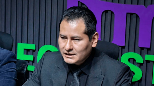 Fiscalía analiza denuncias contra presidente de YPFB