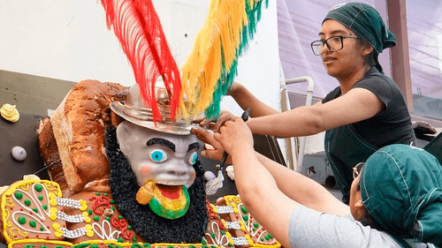 La tantawawa más grande de bolivia se exhibió en miraflores, la paz